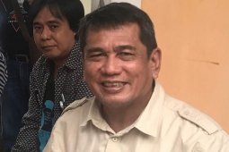 Keluar dari bayang-bayang kemajuan, suatu tantangan menuju kemajuan