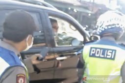 Oknum polisi diingatkan, malah marahi polisi Bandung yang bertugas