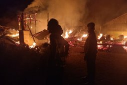 Tiga rumah terbakar di Silimahuta Simalungun, dua rumah dirusak