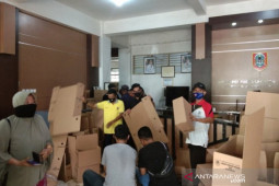 Dispersip Kalsel akan musnahkan puluhan ribu berkas yang sudah tak berguna