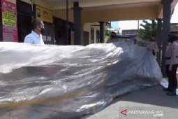 Balon udara ukuran besar nyaris membakar rumah warga di Magetan