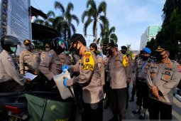 South Kalimantan Police distributes 70 tons of rice from National Police Chief