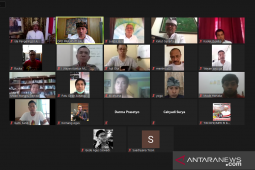 Pastika: Pemuda Bali harus mau "banting setir" masuk ke sektor informal