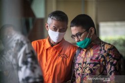 Mantan anggota KPU Wahyu Setiawan  didakwa terima suap Rp600 juta