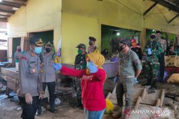Kapolres Tanah Bumbu gencarkan sosialisasi program "new normal"