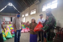 Pemerintah Kabupaten Minahasa Tenggara salurkan 127 ton beras ke warga terdampak