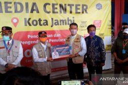 Pemprov Jambi salurkan jaring pengaman sosial ke daerah