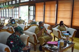 Bupati Sintang ingin sekolah dimulai, Gubernur Kalbar belum izinkan