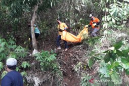 Polresta Pulau Ambon teliti sampel DNA ungkap identitas kerangka manusia