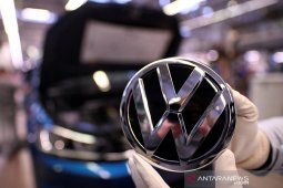 Volkswagen lanjutkan pengiriman Golf 8 dengan pembaruan