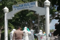 PDP yang dimakamkan di Barabai merupakan perempuan berusia 65 Tahun