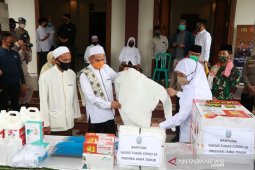 Kunjungi Lirboyo, Gubernur Khofifah tekankan pentingnya protokol kesehatan di pesantren