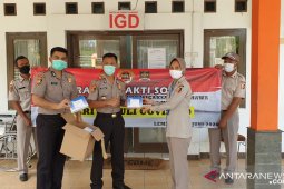 Serdik Sespimmen Akpol 2002 bagikan 250 rapid test untuk Klinik Pratama Sespim
