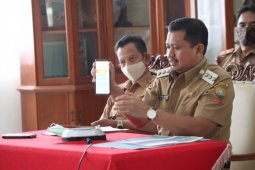 Bupati Sumedang ungkap kekompakan kepala daerah Jabar melawan  COVID-19