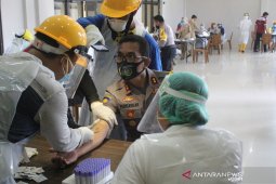 Seluruh anggota Polres Bangka Barat jalani "rapid test"
