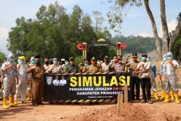 Kabupaten Pringsewu lakukan simulasi penanganan jenazah pasien COVID-19