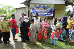 Alumni Akpol 89 tebar 300 paket sembako di Kalsel
