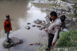 Tiga warga Cianjur dilaporkan terbawa arus sungai dalam sepekan
