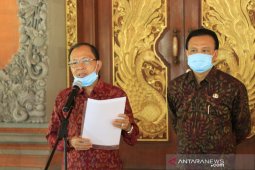Koster minta pusat izinkan Bali tetap berlakukan PCR di bandara