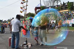 Kota Madiun sambut normal baru