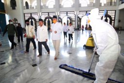 Masjid Al Akbar Surabaya jadi percontohan tempat ibadah era normal baru