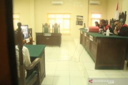 Vonis tujuh tahanan politik Papua 10-11 bulan penjara