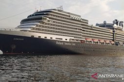 Evakuasi gelombang kedua MV Eurodam bawa 444 WNI ABK ke dermaga