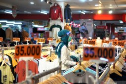 Task Force reiterates health advice for malls, shopping centers