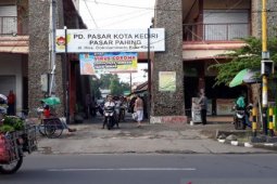 Pengelola pasar tradisional di Kota Kediri bersiap hadapi era normal baru