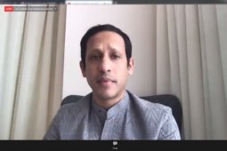 Kemendikbud membantu dana uang kuliah tunggal untuk mahasiswa PTS