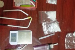 Seorang bos  karaoke di Jambi ditangkap miliki sabu