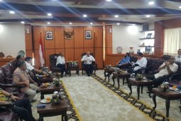 DPRD Pematangsiantar desak pemerintah hentikan pembangunan RS dan lembaga pendidikan Efarina