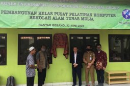 Korea Eco bangun laboratorium komputer di sekolah pemulung Bekasi