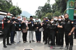 Pimpinan/anggota DPRD Kalsel dan Kaltim berbagi pengalaman