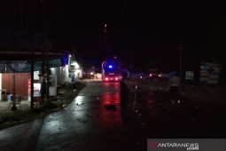 Polisi desak mundur pengunjuk rasa tolak kedatangan 500 TKA