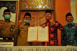 Gubernur Jambi dan Bengkulu teken MoU percepatan pembangunan jalan baru
