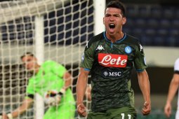 Napoli taklukkan Verona, posisi masih di peringkat keenam