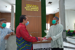 13 kali swab, Ikhwan akhirnya dinyatakan sembuh COVID-19.