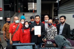 PDIP laporkan aksi pembakaran bendera partai ke Polda Metro Jaya