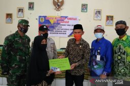 Wabup HST Salurkan BLT-DD tahap dua