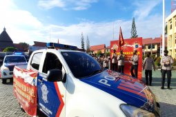Wakapolda lepas penyaluran baksos Hari Bhayangkara