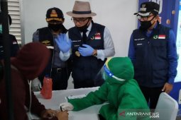 Penumpang KRL antusias jalani tes cepat di Stasiun Bogor