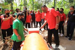 Bupati Gianyar resmikan  pengolahan sampah di Tegallalang