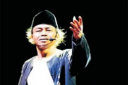 Buku Puisi "RUMAH-MU TUMBUH DI HATI KAMI" karya Sosiawan Leak Siap Terbit