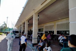 Mobil PCR BNPB tambah kapasitas pemeriksaan tes usap di Surabaya