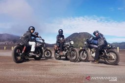 Komunitas motor Dewata Rockers dan XODA berbagi kiat memulai "touring"