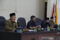 Pemkab HST laporkan progres anggaran dan kegiatan Gugus Tugas COVID-19 ke DPRD