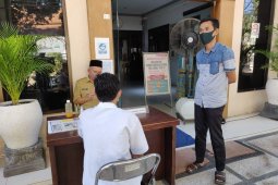 Dua pekan tutup, kegiatan PPDB di kantor Disdik Gresik kembali dibuka