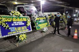 Pendiri PKS Hilmi Aminuddin dimakamkan sesuai protokol COVID-19