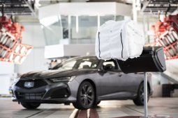 Fitur "airbag" cegah cedera otak di Honda All New Acura TLX